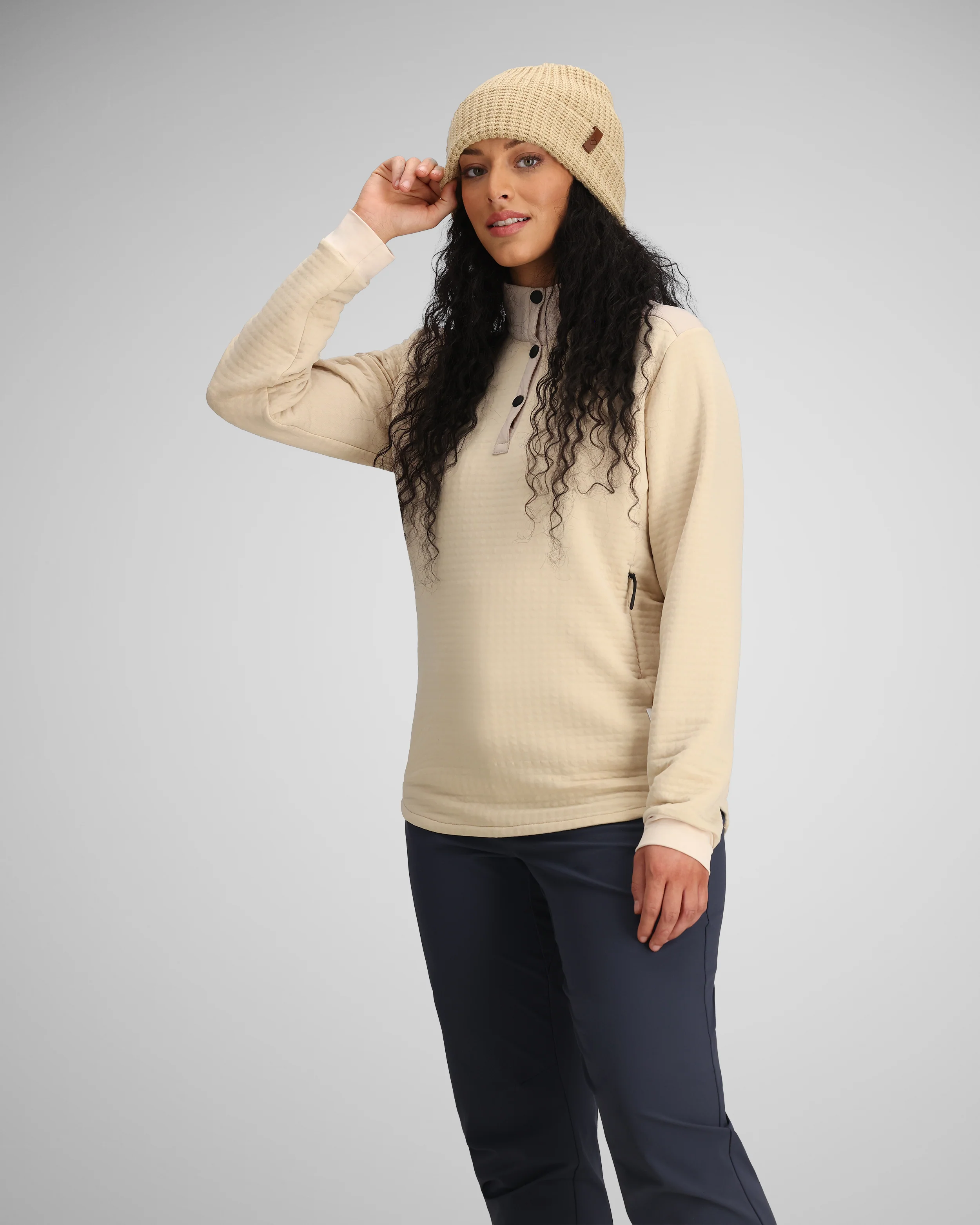 W Explorer Tech Henley - Image 12