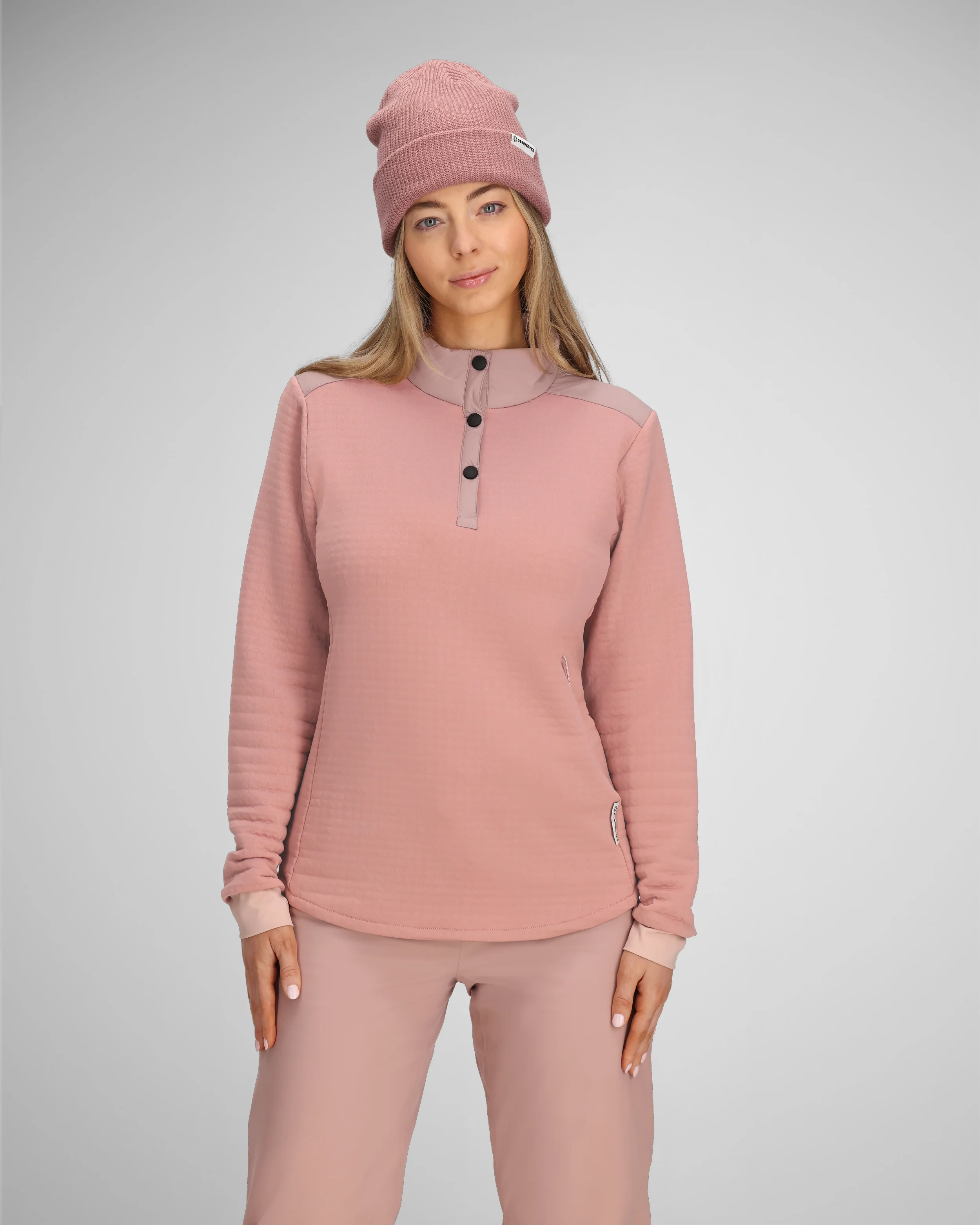 W Explorer Tech Henley - Image 14