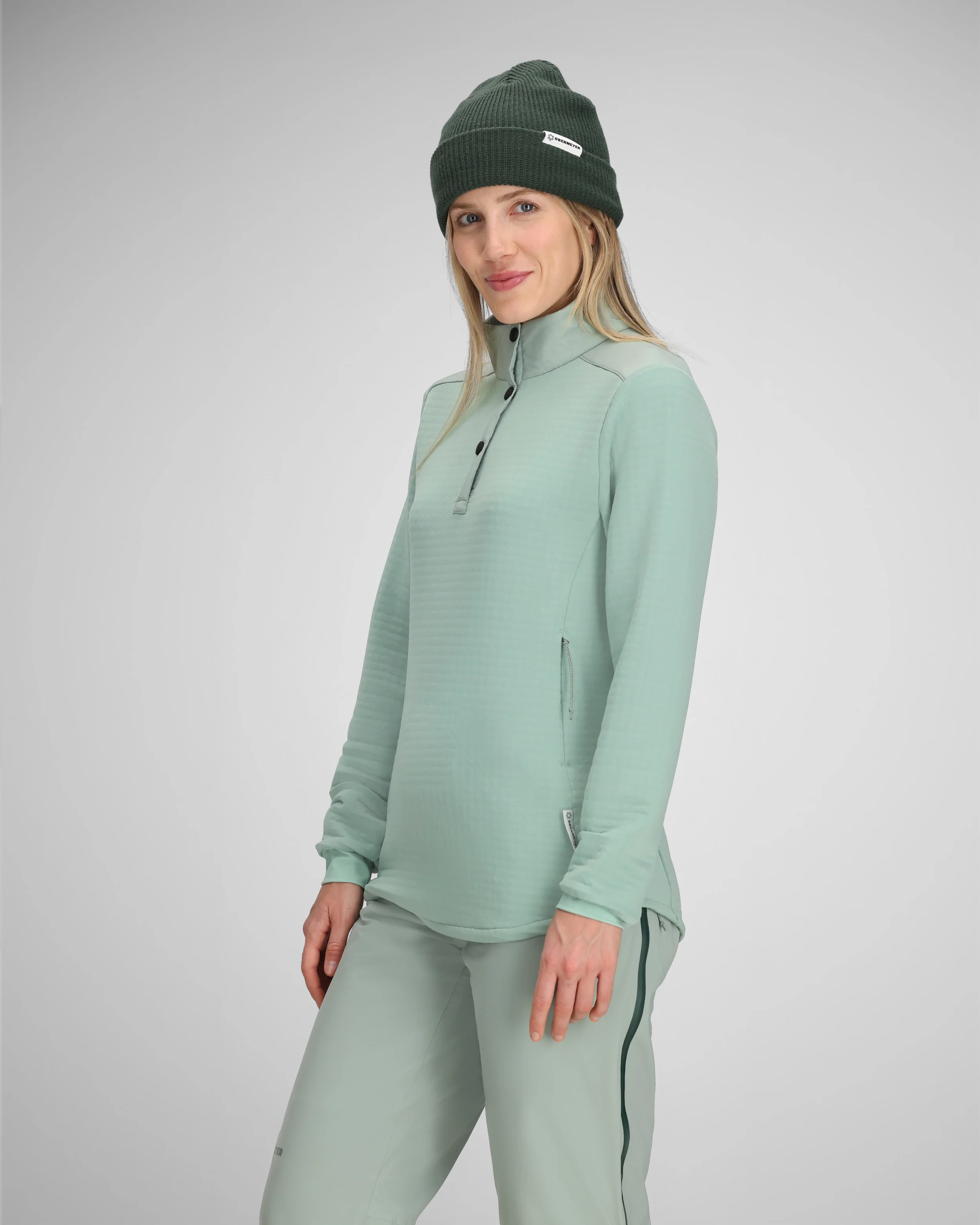 W Explorer Tech Henley - Image 17