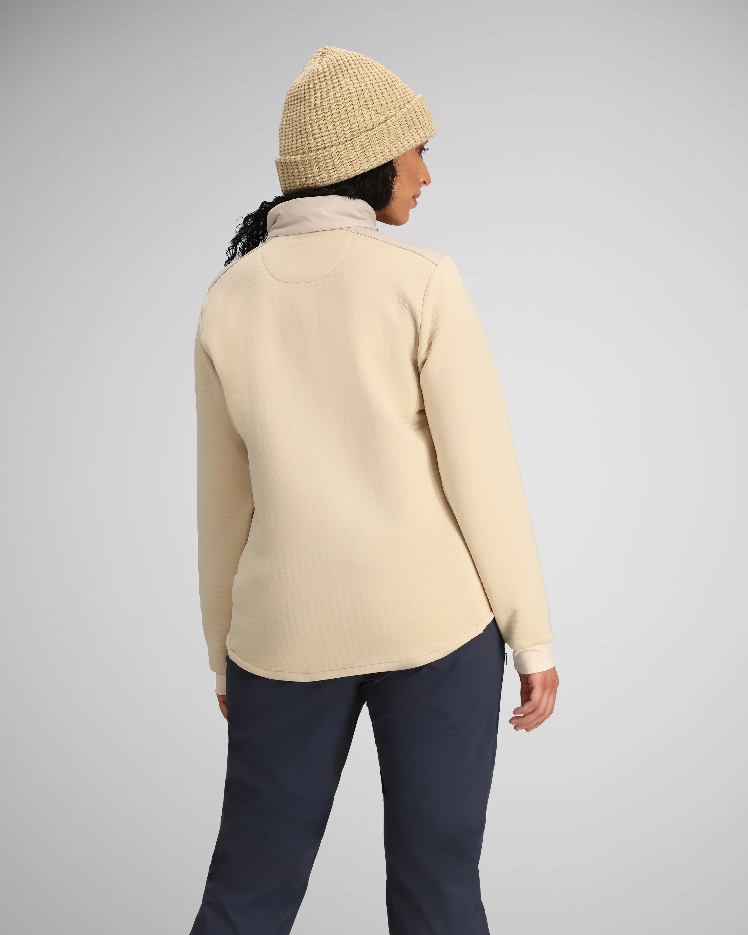 W Explorer Tech Henley - Image 19