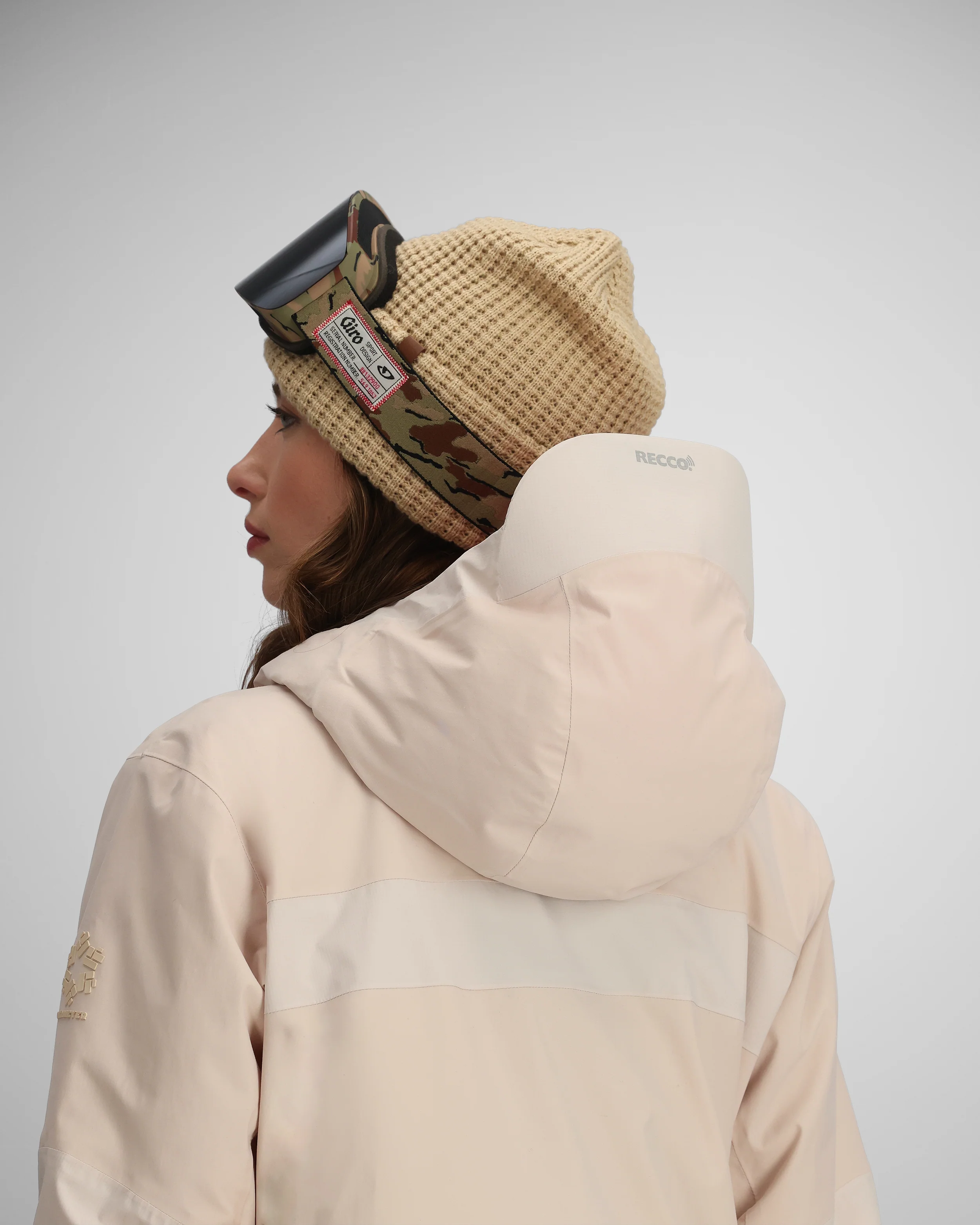 W Oberreute Jacket - Image 31